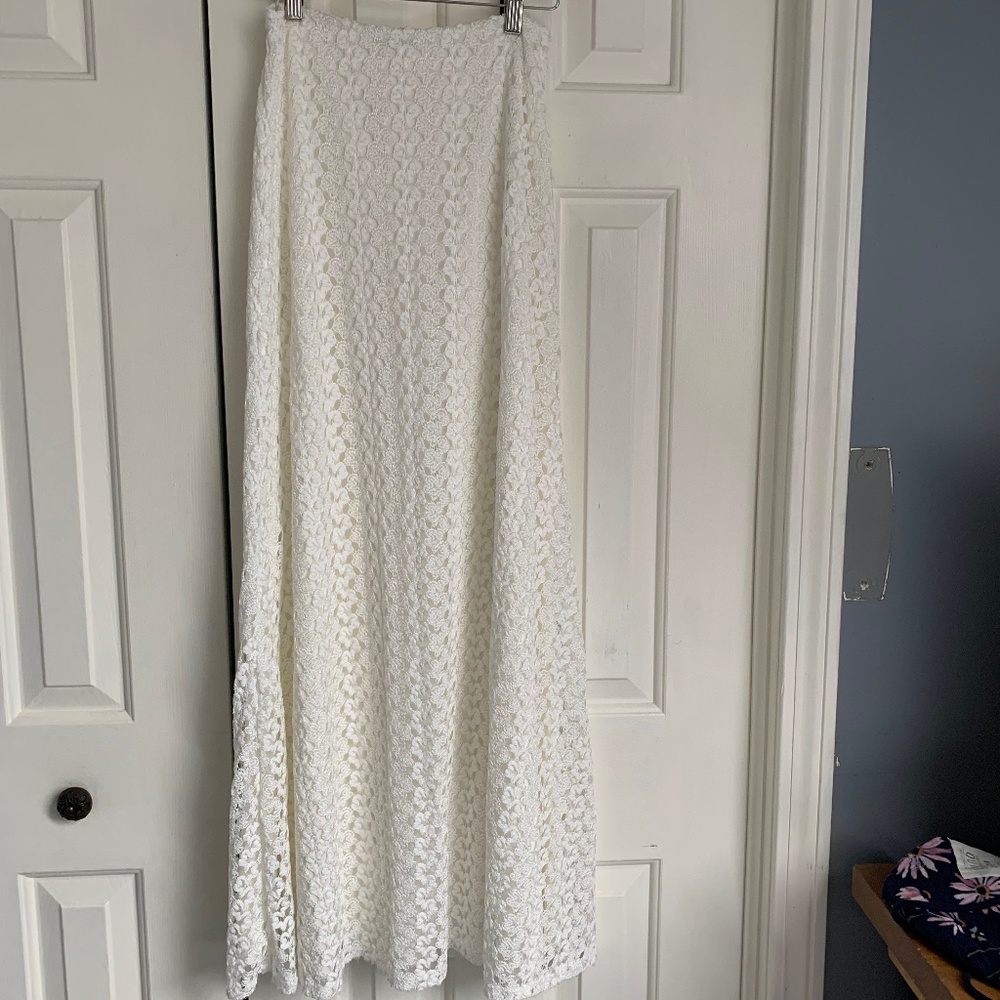 White lace maxi skirt